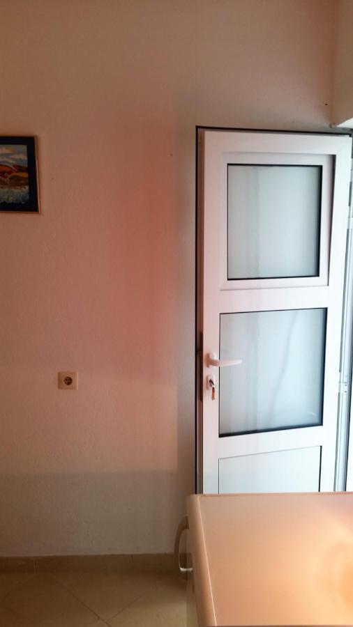 Guesthouse Iva フヴァル エクステリア 写真