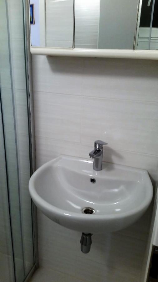 Guesthouse Iva フヴァル エクステリア 写真
