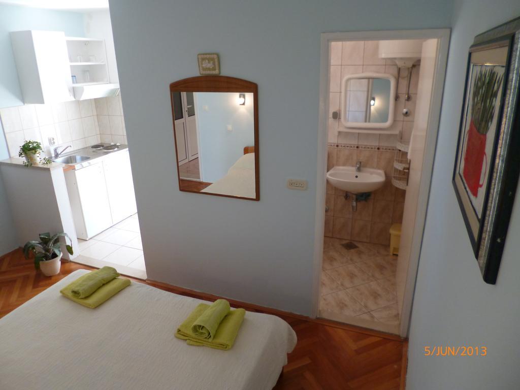 Guesthouse Iva フヴァル 部屋 写真